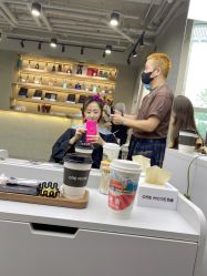 -变画·发型STUDIO