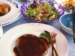-忘忧草融合私房菜(红鼎国际店)