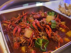 -红盔侠小龙虾(海宁银泰店)