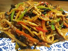 -老胶东家常菜馆(市场一路店)