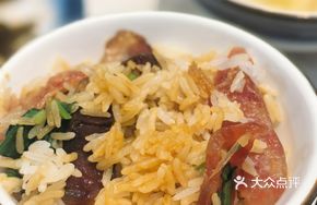 Signature Preserved Meat Clay Pot Rice