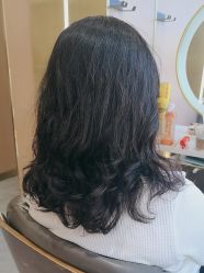 -一東造型烫发染发