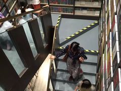 -钟书阁(群光广场店)