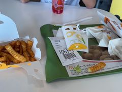 -麦当劳(国家体育场南路店)