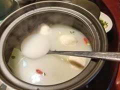 -魏铭鱼头捞饭(晋阳路店)