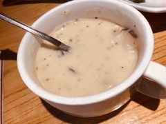 奶油蘑菇汤-菲滋意式餐厅(金华银泰城店)