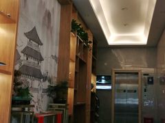 -宸玥酒店(成都西南财大地铁站店)