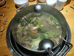 -大众跷脚牛肉馆·非遗传承单位(峨眉山店)