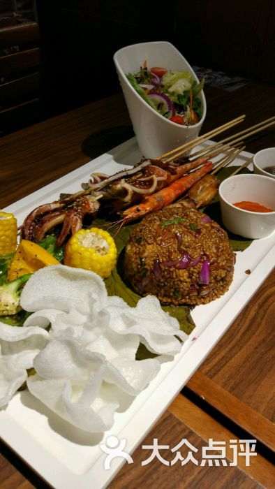 海陆烧烤大拼盘