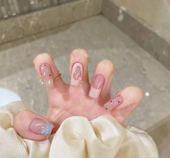 -兔猫ToMoreNails美甲美睫