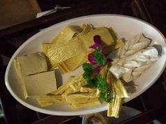 -滇釜火锅·能喝汤的火锅(车公庄店)