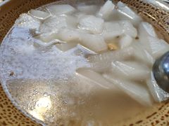 -茅屋大酒店
