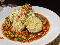 -嫩芽 ·地道重庆菜(十八梯露台夜景店)