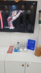 -靓芙泉专研痘痘肌