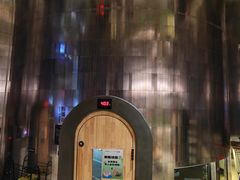 -涨巢·潮玩水疗局