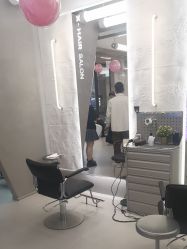 -Z.X HAIR SALON张新美业