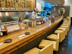 -元祖ぶっち切り寿司 魚心(三宫店)