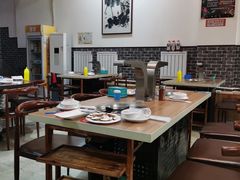 大堂-小伙虎坊桥石锅烤肉(和义店)