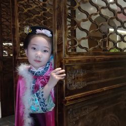 点击看大图 -盘子女人坊古装写真摄影(南京总店)