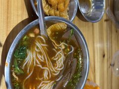 -柳州肥姨妈大骨螺蛳粉(曹路店)