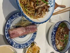 -镇南锅盖面馆(解放路店)