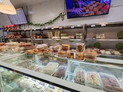 -白玉兰食品(中山公园龙之梦店)