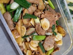 干锅山猪肉-湖南人家湘菜馆(镇江路店)