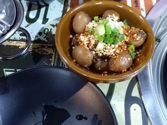 -椒点传统串串香