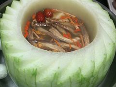 -得意咚瓜·顺德鱼生·冬瓜火锅(深圳首店)