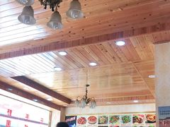 -乡土特色.冷锅鱼.牦牛肉汤锅