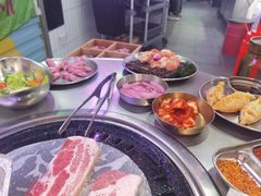-玄希浪漫厨房·韩料烤肉(湖滨银泰in77店)