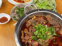 -大众跷脚牛肉馆·非遗传承单位(峨眉山店)