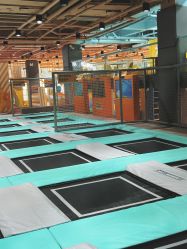 -反弹蹦床公园·运动乐园·团建·亲子派对(深圳观澜湖店)
