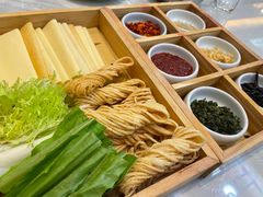 -鹊华居·地道鲁菜·海鲜·融合味(大明湖店)