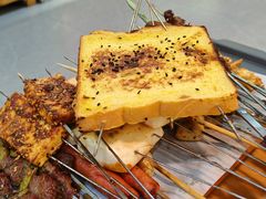 -亿牌牌东北烧烤(怀特店)