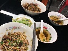-小狗面馆·杭帮拌川·片儿川(大沽路店)
