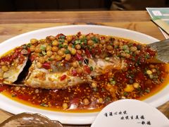 -临界音乐酒馆·小龙虾·江湖菜(华熙LIVE·鱼洞店)