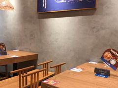-刀小蛮半只鸡过桥米线(家乐福四元桥店)