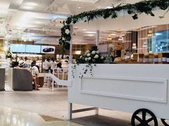-奈雪的茶(湖滨银泰in77C区PRO店)