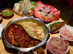 -周小明火锅(黑金冠社区店)