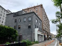-龙溪路(地铁站)
