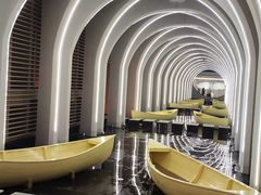 -涨巢·潮玩水疗局