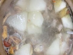 -威邵鸡煲(西华路总店)