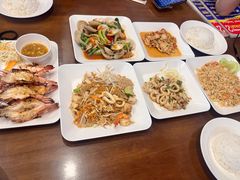 -两兄弟Song Pee Nong(2号店)