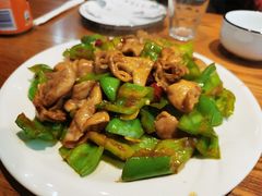 尖椒肥肠-方城小吃店