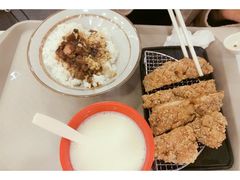 喷香卤肉饭尬脆鸡-永和大王(共和新路店)