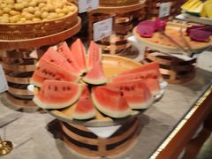 -黑金·寻焰自助百汇·烤肉·火锅(中街店)