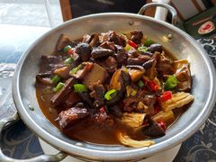 干锅香菇仔排-马虎风味菜馆(王府园小区店)