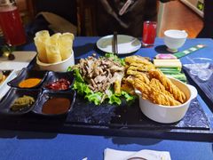 -伊带伊路新疆美食府(呼家楼店)