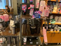零售区-星巴克臻选(深圳龙岗万科店)